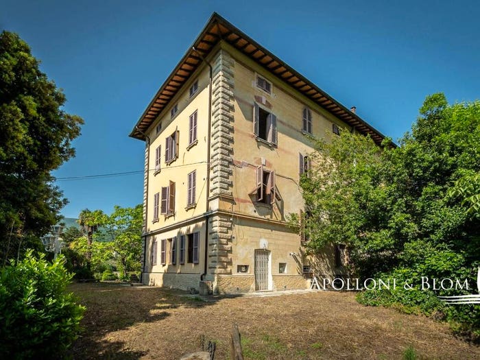 Casa con 6 locali in vendita in Via due Giugno, Centro, Cetona