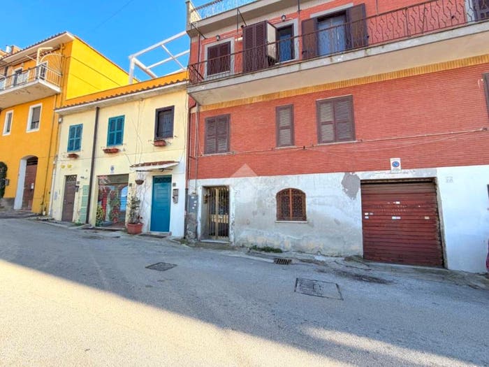 Appartamento bilocale in vendita in Via Liguria, Centro, Genzano di Roma