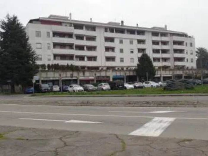 Appartamento trilocale in vendita in Via Roma, Semicentro, Paderno Dugnano