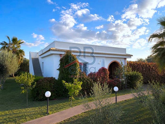 Casa con 5 locali in vendita in Santa Maria Del Focallo, Ispica