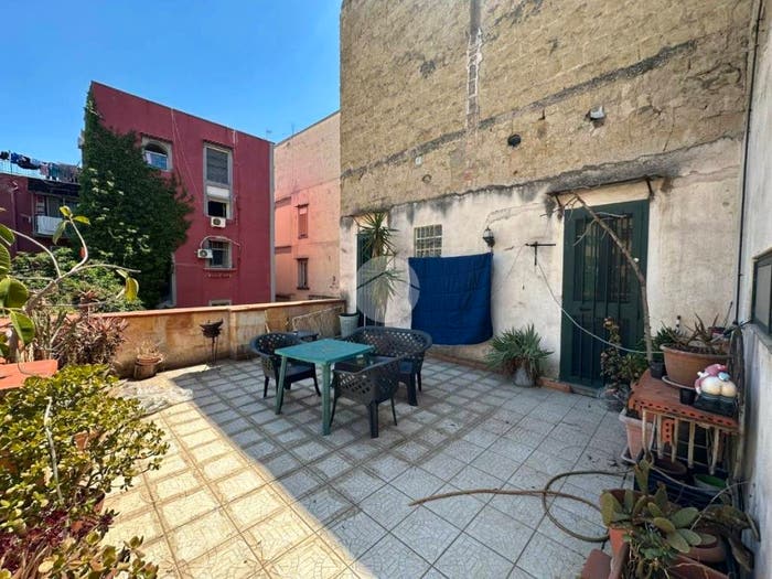 Appartamento quadrilocale in vendita in Via Annibale De Gasperis, Sanità, Napoli