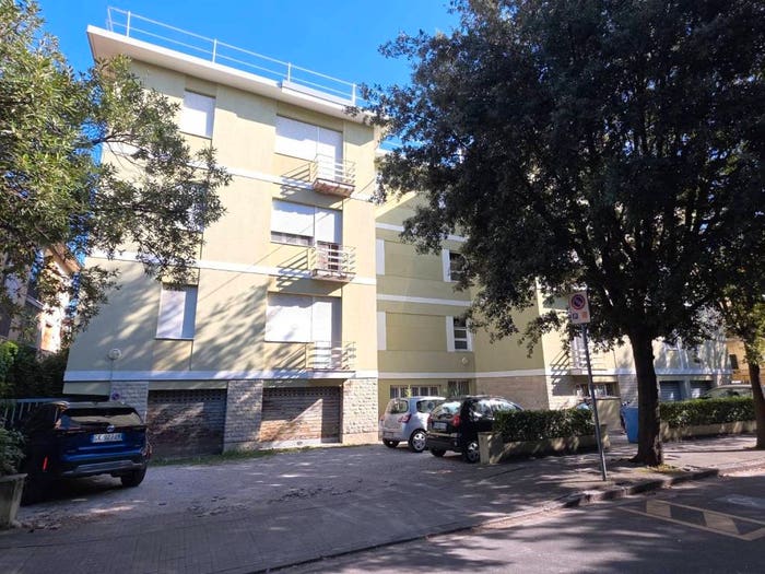 Appartamento quadrilocale in vendita in Via Giovanni Cimabue, Porta Nuova Ingegneria, Pisa