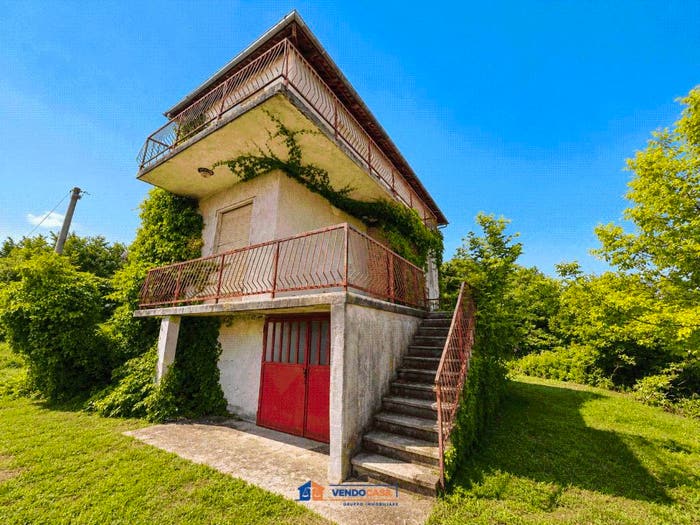 Casa trilocale in vendita in Strada Lanzello, Annunziata, Costigliole d'Asti