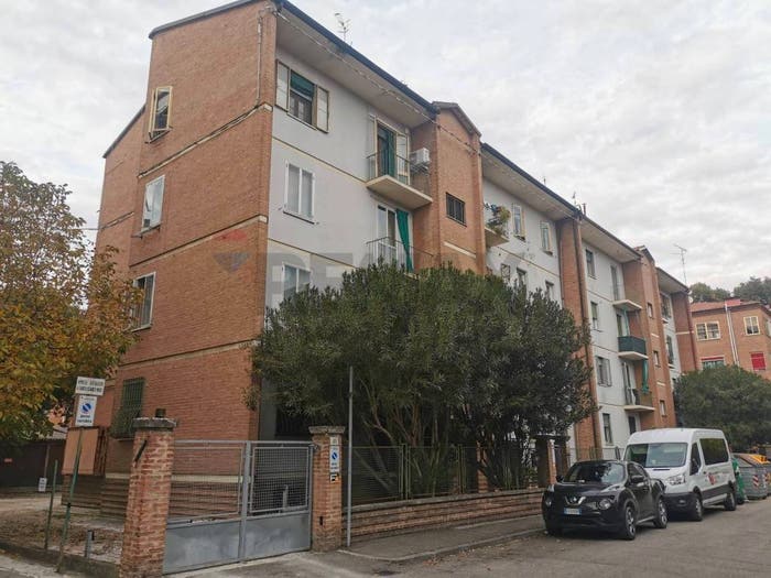 Appartamento quadrilocale in vendita in Via Paolo V, San Paolo, Ferrara