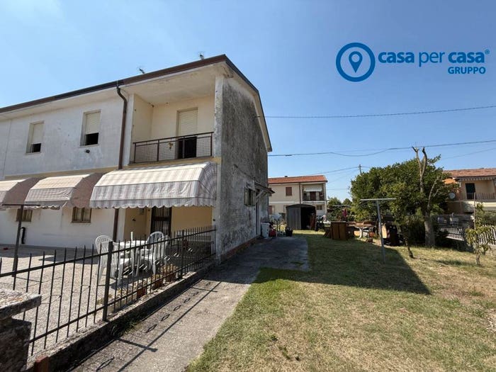 Appartamento quadrilocale in vendita in Via Antonio Gramsci, Braglia, Papozze