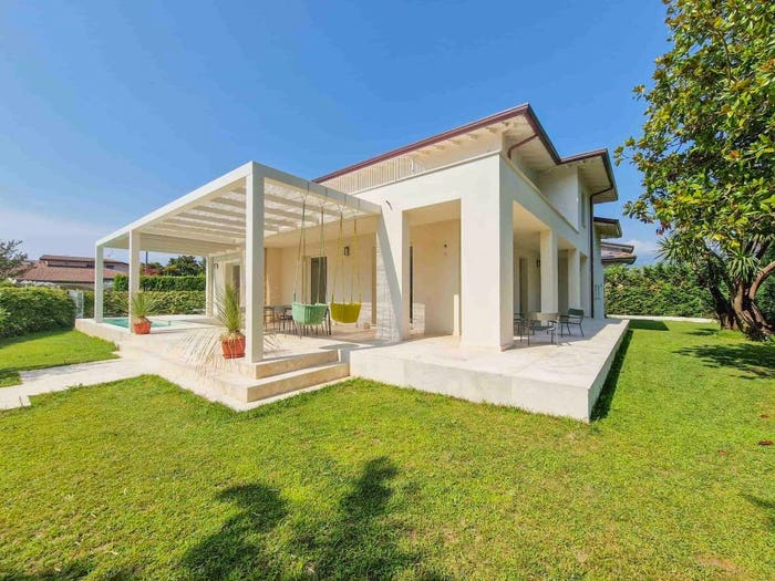 Casa con 6 locali in vendita in Via Palmiro Togliatti, Caranna, Forte dei Marmi