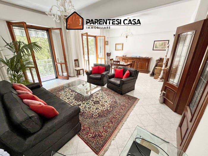 Appartamento con 6 locali in vendita in Viale Don Giovanni Minzoni, Libertà Savonarola, Firenze