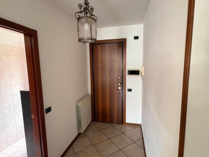 Appartamento quadrilocale in vendita in Viale Eugenio Chiesa, Centro, Massa