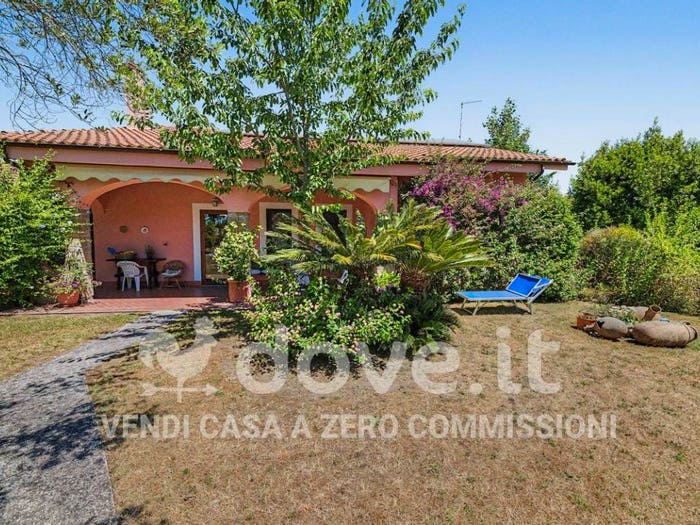 Casa con 6 locali in vendita in Bracciano, Centro