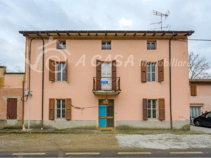 Casa con 6 locali in vendita in Via Scaccaglia, Talignano, Sala Baganza