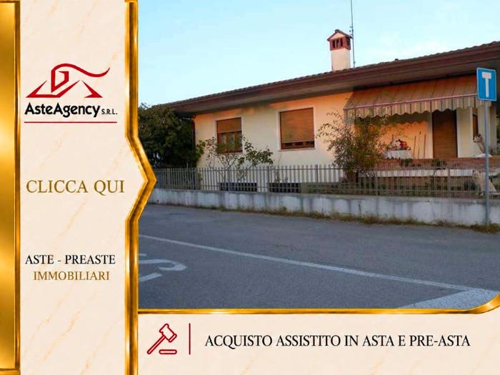 Casa con 6 locali in vendita in Via Piemonte, Centro, Porcia