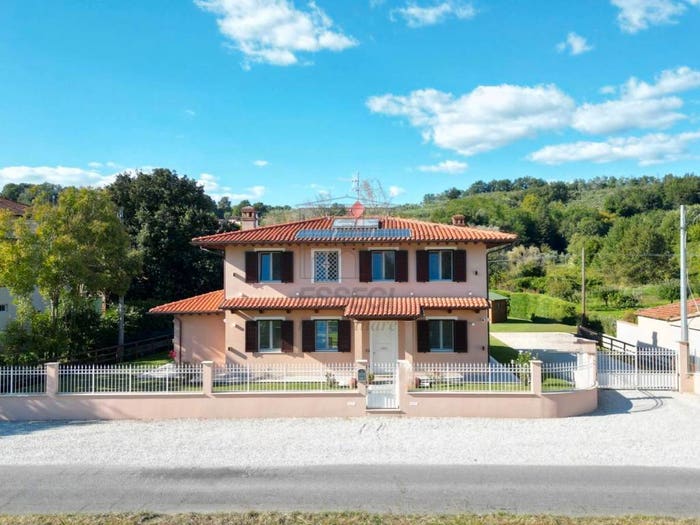 Casa con 6 locali in vendita in Via di San Ginese, Massa Macinaia San Leonardo, Capannori