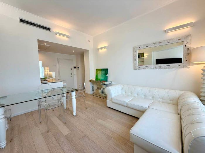 Appartamento bilocale in vendita in Corso di Porta Nuova, Porta Nuova, Milano