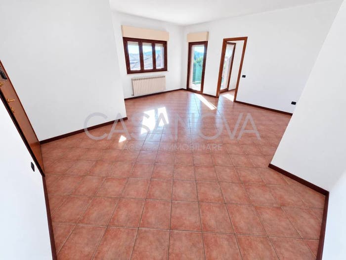 Casa quadrilocale in vendita in Centro, Mosciano Sant'Angelo