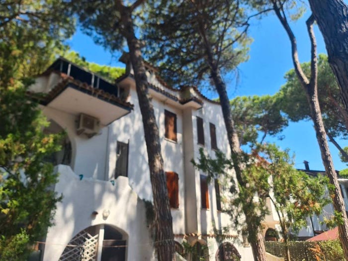 Casa trilocale in vendita in Viale Ruggero Leoncavallo, Lido di Spina, Comacchio