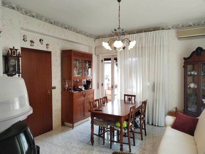 Appartamento quadrilocale in vendita in Via Sardegna, Palermo Indipendenza, Catania