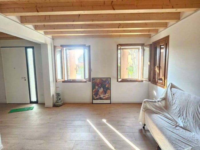 Casa con 6 locali in vendita in Via Donegal, Centro, Cessalto