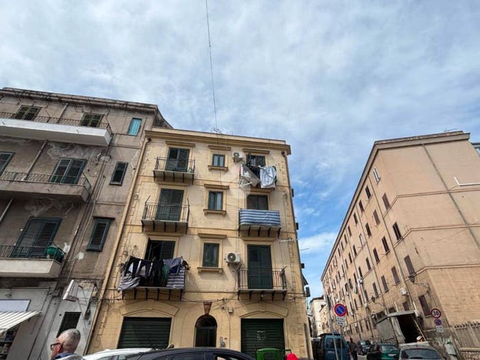 Appartamento bilocale in vendita in Piazza S Francesco Saverio, Cassaro, Palermo