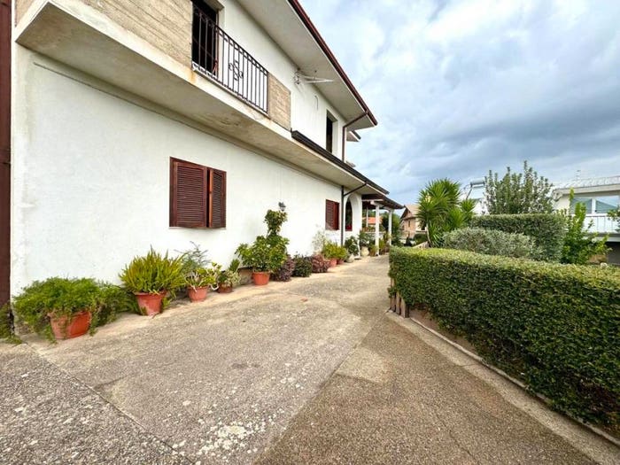 Casa con 5 locali in vendita in Via Giacomo Leopardi, Arcavacata, Rende