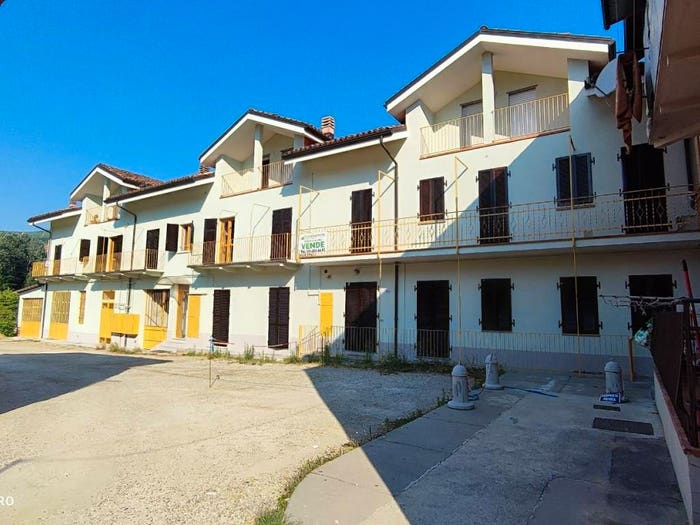 Appartamento bilocale in vendita in Via Alba Cortemilia, Ricca, Diano d'Alba