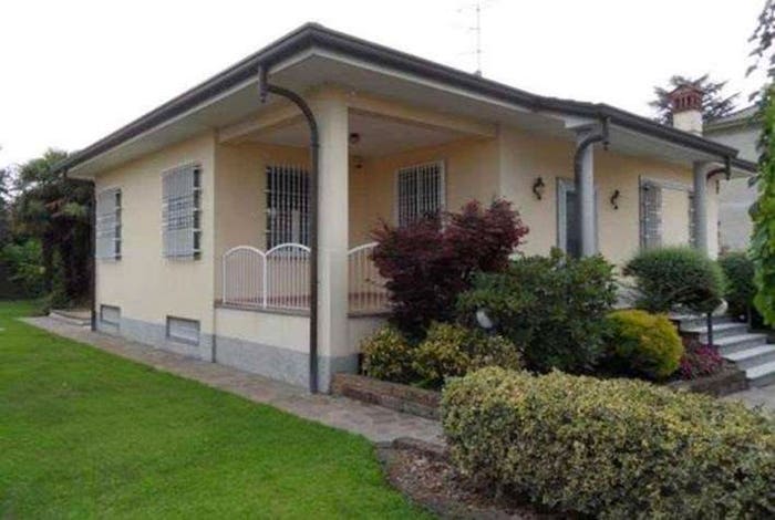 Casa con 6 locali in vendita in via Casentino, Boscherona, Monza