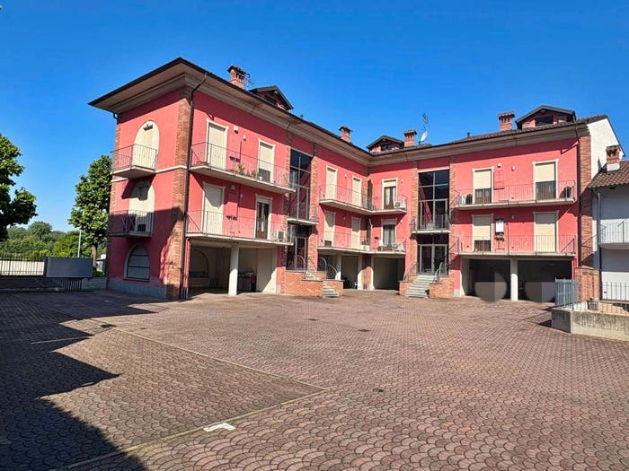 Appartamento quadrilocale in vendita in Corso Bra, Mussotto Corso Asti, Alba