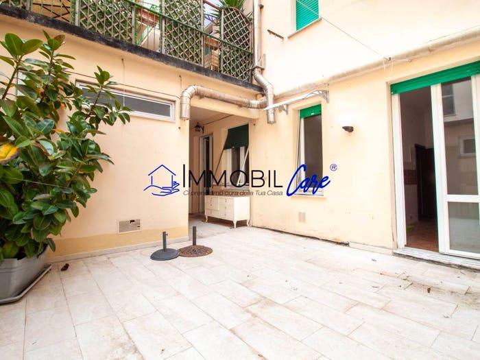 Appartamento con 5 locali in vendita in Via dei Cavalieri, Via Grande Piazza della Repubblica, Livorno