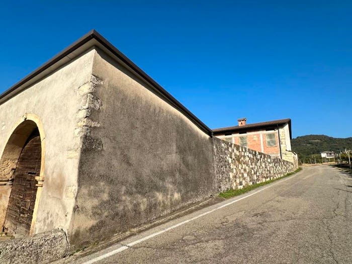 Casa con 5 locali in vendita in Via Danesi di Sotto, Montecchia di Crosara