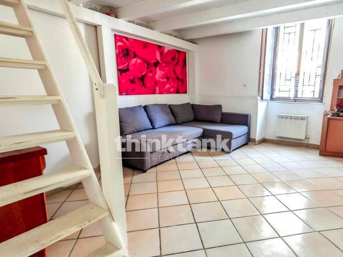Appartamento con 6 locali in vendita in Via Vicenza, Province Veneto, Catania
