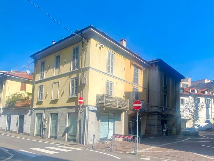 Appartamento trilocale in vendita in Via Giuseppe Verdi, Centro, Gallarate