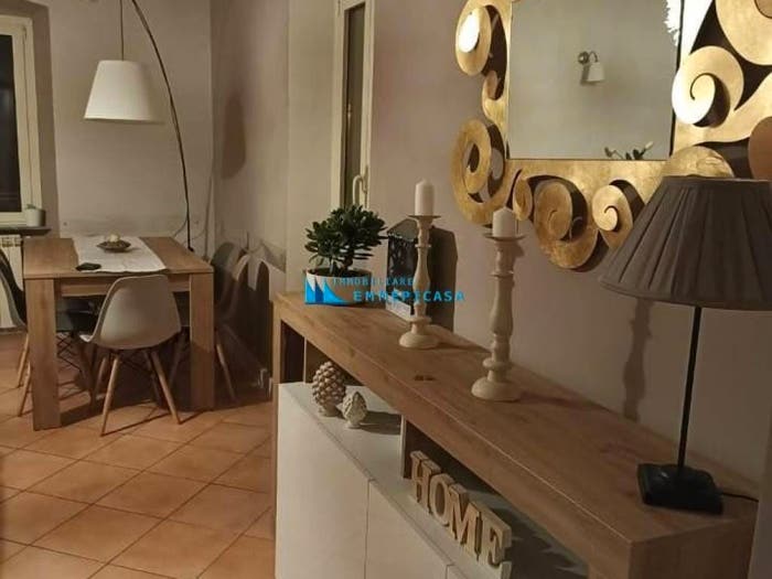 Appartamento trilocale in vendita in V Prado, Centro, Massa
