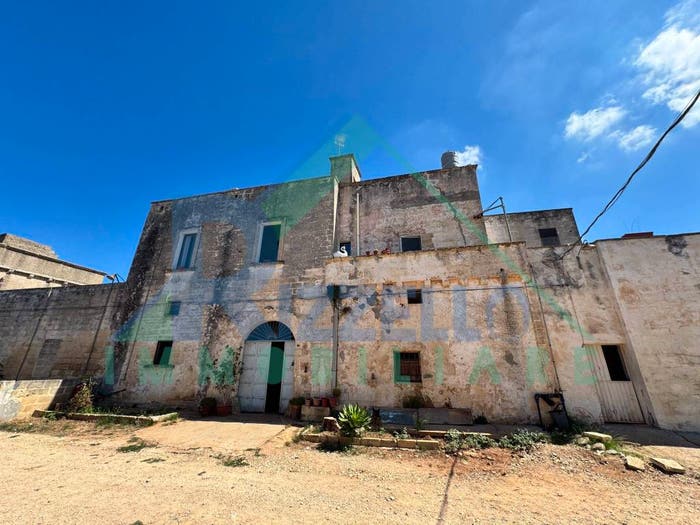 Casa con 6 locali in vendita in SP, Lequile