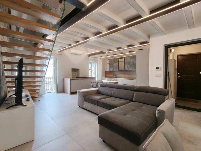 Casa quadrilocale in vendita in Piazza Boves, Centro Storico, Cuneo