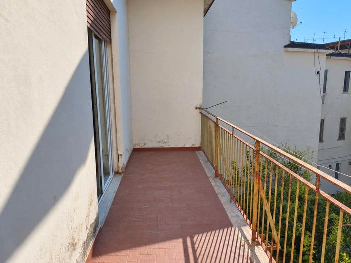 Appartamento con 6 locali in vendita in Via Girolamo Santacroce, Piazza Canneto Salvator Rosa, Napoli