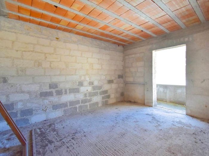 Casa con 6 locali in vendita in Via Assisi, Copertino