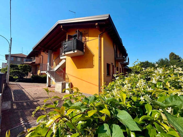 Appartamento quadrilocale in vendita in Viale Trieste, Centro, Olgiate Comasco