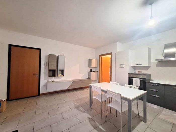Appartamento trilocale in affitto in Via San Bernardino, Centro, Zugliano