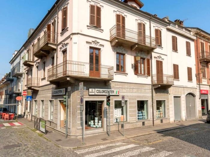 Appartamento con 6 locali in vendita in VIA PO, Centro, Chivasso