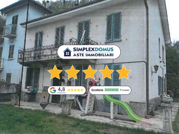 Appartamento con 6 locali in vendita in Vicolo del Tuffo, Incisa Scapaccino