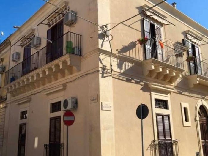Casa con 6 locali in vendita in Via Giuseppe Garibaldi, Centro, Noto