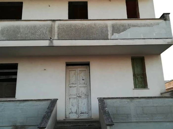 Casa con 6 locali in vendita in Via Napoli, Melpignano