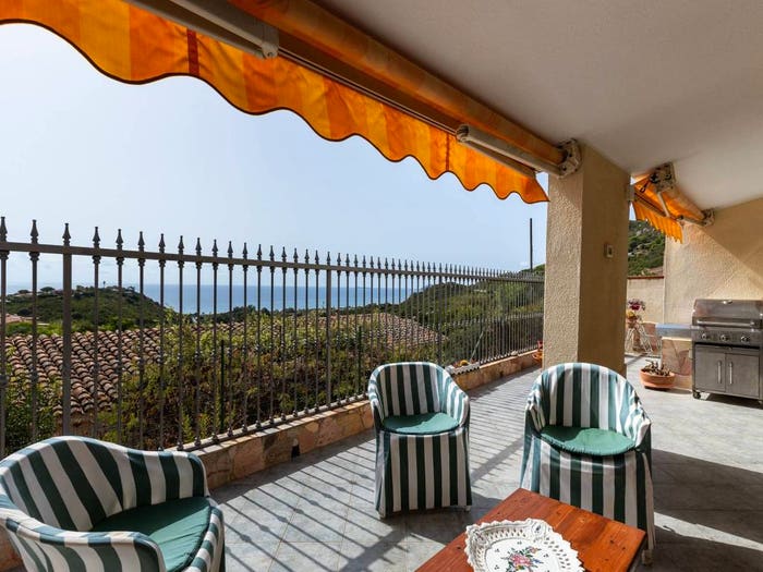 Casa con 5 locali in vendita in Via Monte Nai, Muravera