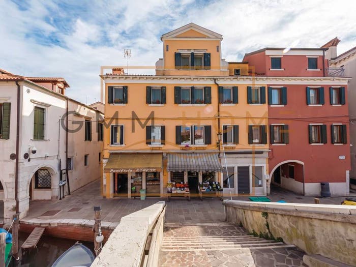 Appartamento con 6 locali in vendita in Rione Duomo, Centro Storico, Chioggia