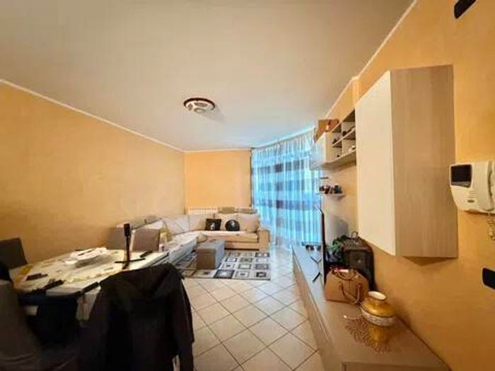 Appartamento con 5 locali in vendita in Via Giosuè Carducci, Centro, Castelfiorentino