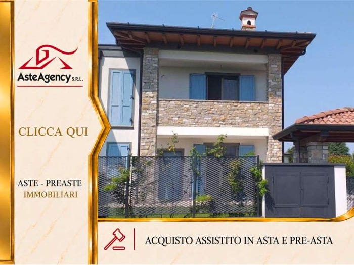Casa con 5 locali in vendita in Via mantova snc, Pontoglio