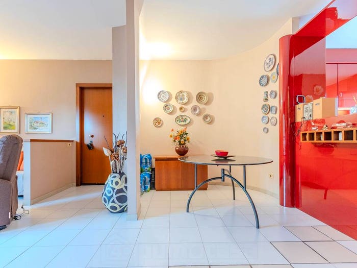 Appartamento trilocale in vendita in Via Flavio Gioia, Cattaneo Pacinotti Torricelli, Lissone