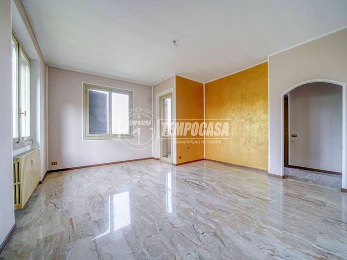 Appartamento trilocale in vendita in Via volta, Cassano Magnago