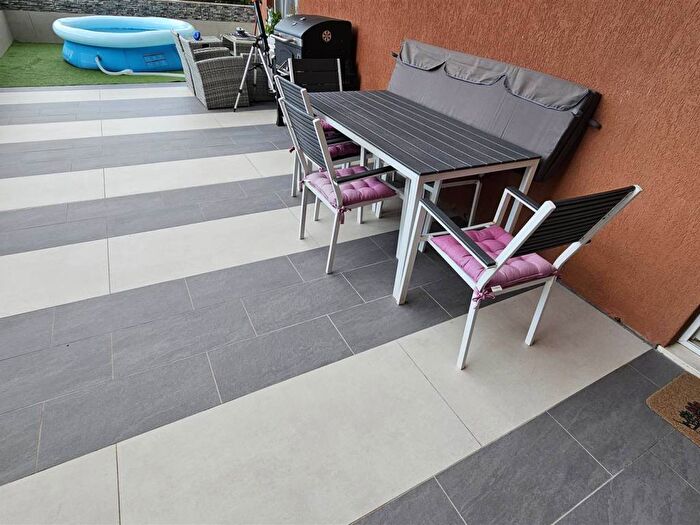 Appartamento con 6 locali in vendita in Le Grazie, Ancona