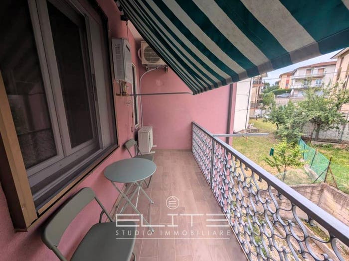 Appartamento quadrilocale in vendita in Via Monte Pennino, Posatora, Ancona