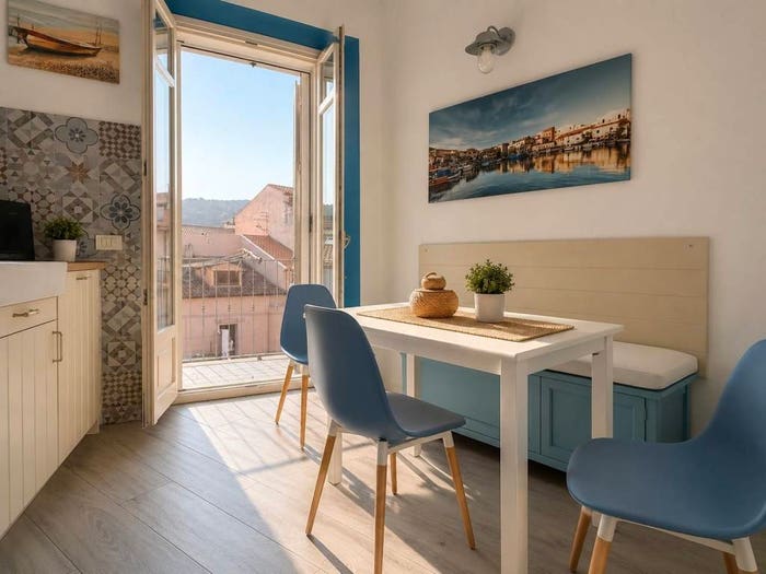 Appartamento bilocale in vendita in Via Leonardo da Vinci, La Maddalena